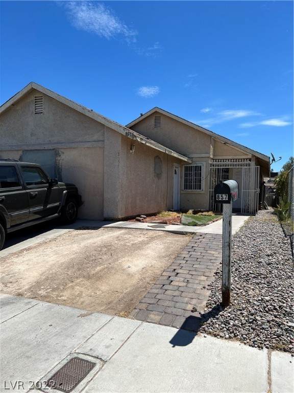 857 Shrubbery Lane - Photo 1