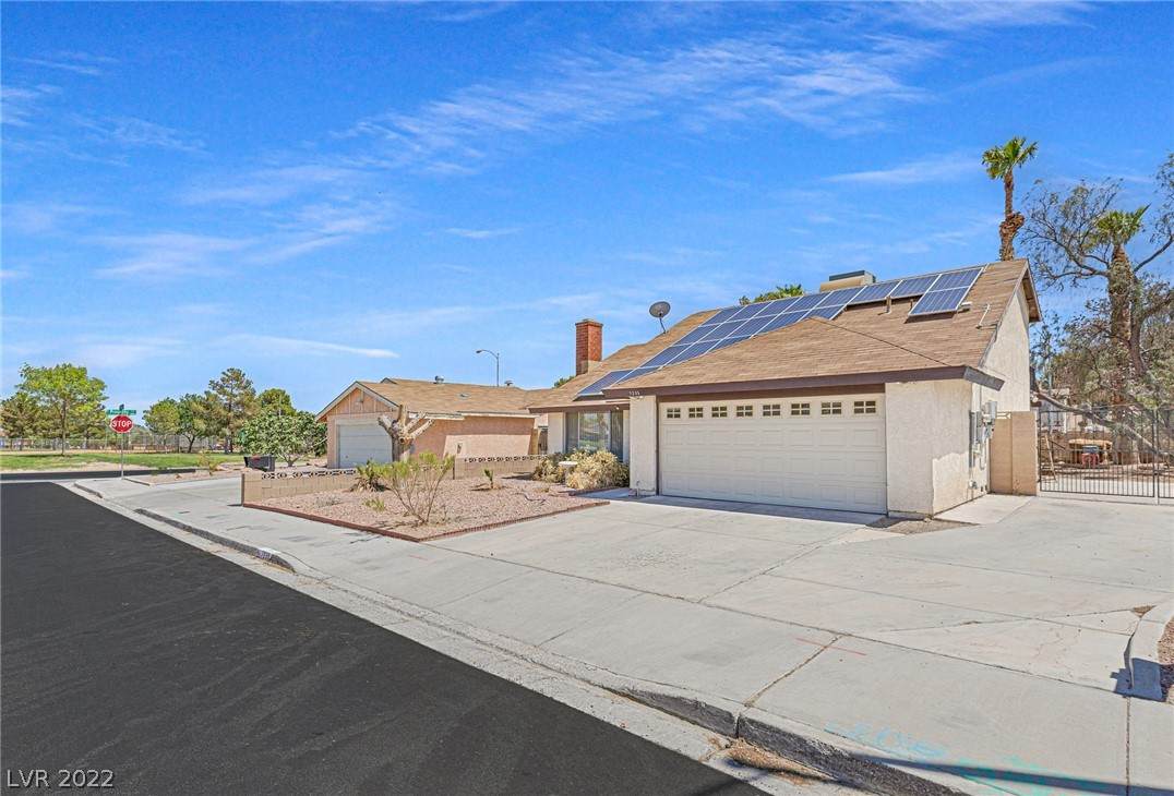 7235 Great Oak Avenue - Photo 1