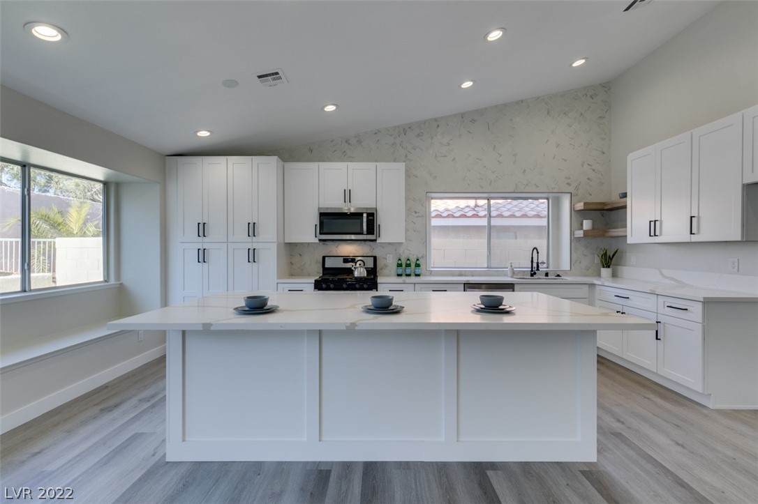 7675 Butterscotch Court - Photo 1