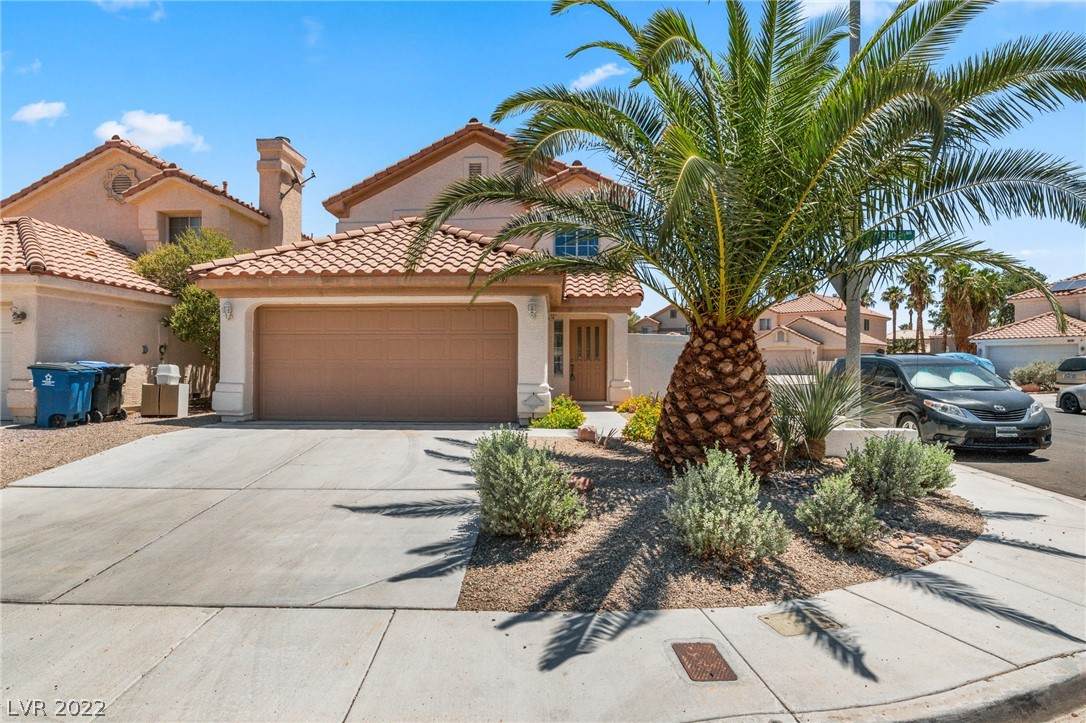 346 Washoe Way - Photo 1