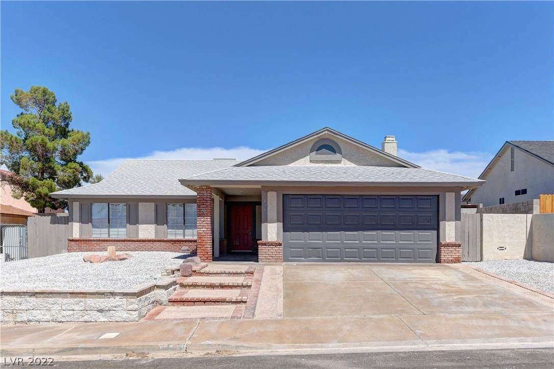 475 Tiger Lily Way - Photo 1