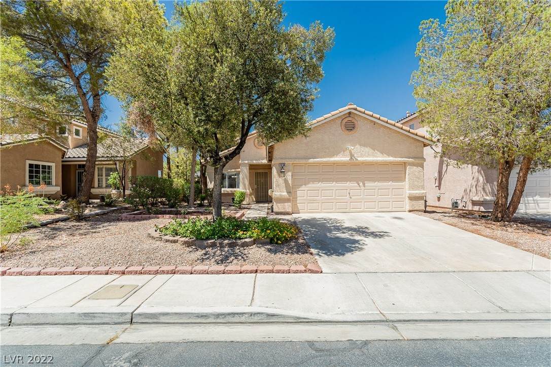 1584 Pimlico Hills Street - Photo 1