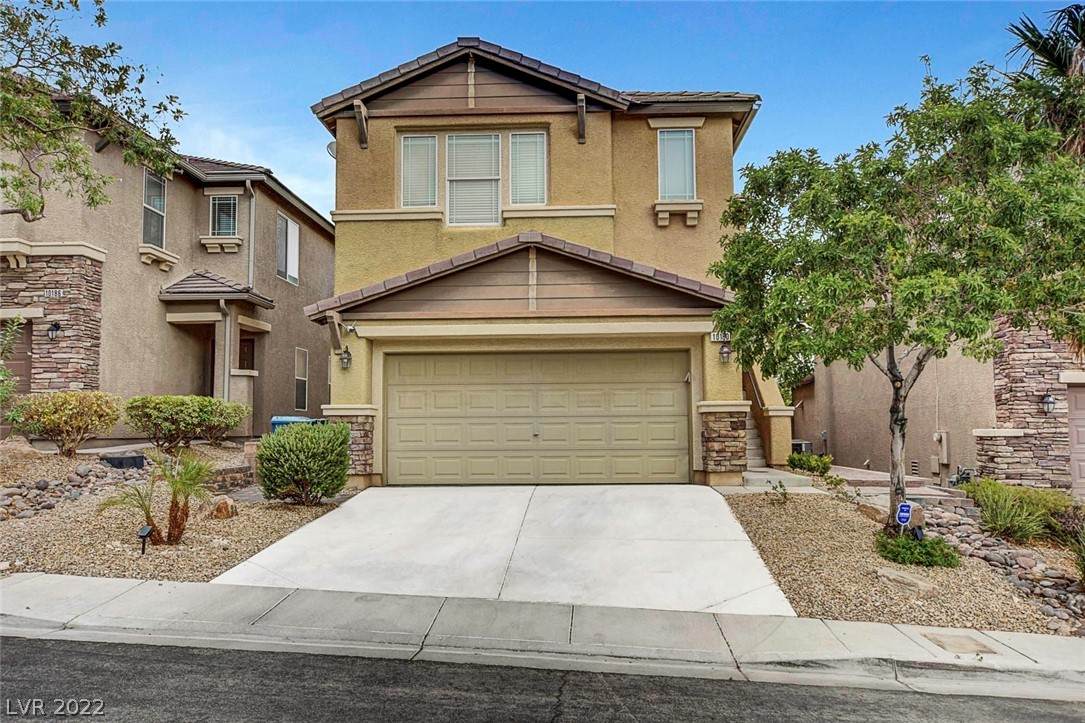 10180 Glen Aire Avenue - Photo 1