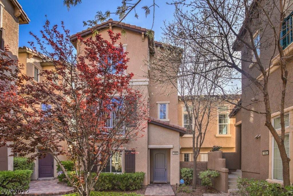 1868 Hollywell Street - Photo 1