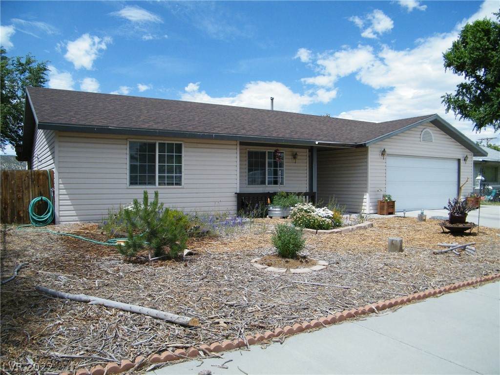 1051 Avenue H - Photo 1