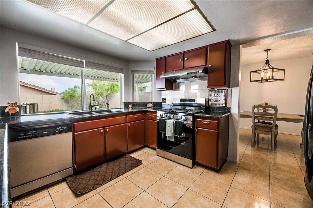 3936 Ebro Way - Photo 1