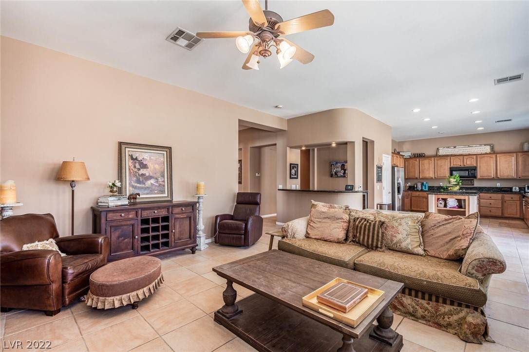 10828 Meadow Garden Court - Photo 1