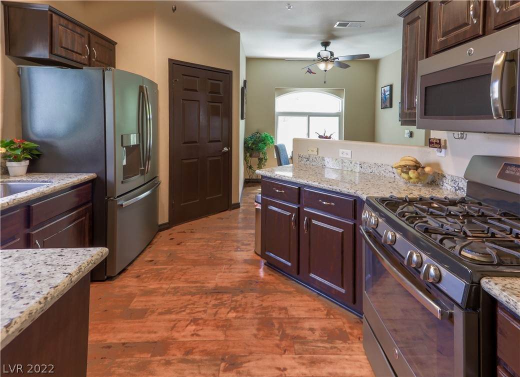 6480 Annie Oakley Drive - Photo 1