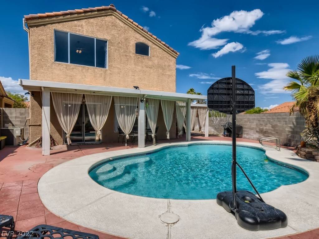 8001 Verde Springs Drive - Photo 1