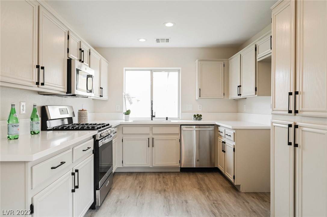 7968 Quail Avenue - Photo 1