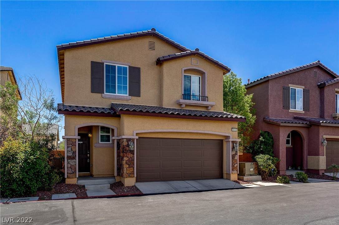 8044 Satin Carnation Lane - Photo 1