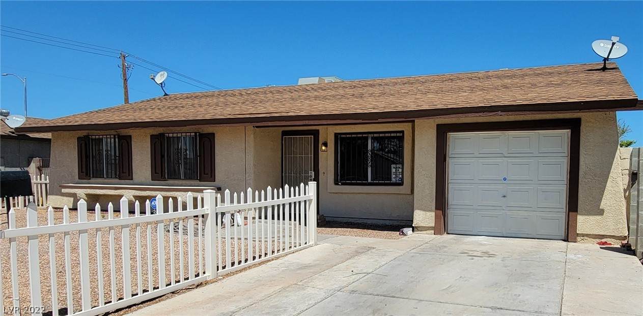 3920 Morning Glory Lane - Photo 1