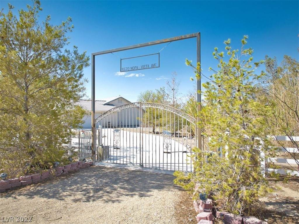 5570 Nopah Vista Avenue - Photo 1