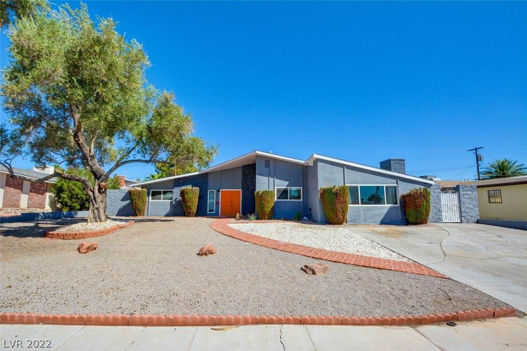 1680 Silver Mesa Way - Photo 1