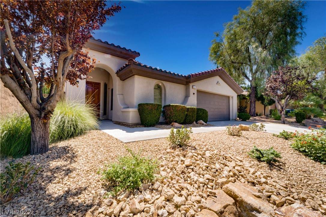 14 Emerald Dunes Circle - Photo 1