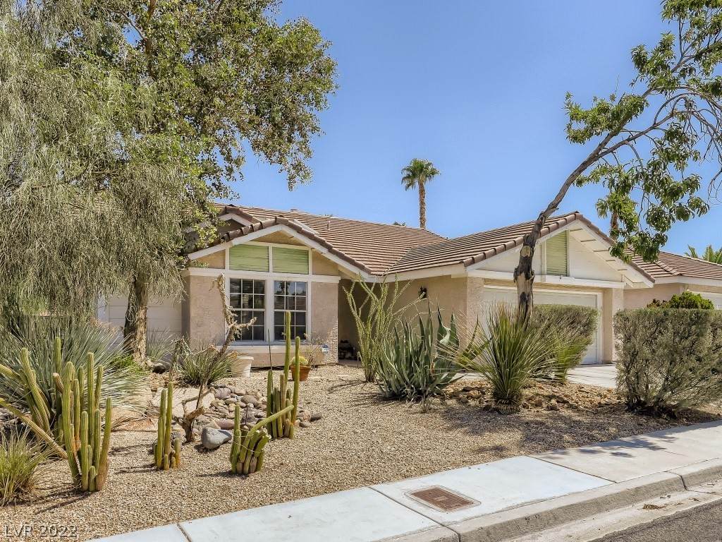 272 Grand Teton Drive - Photo 1