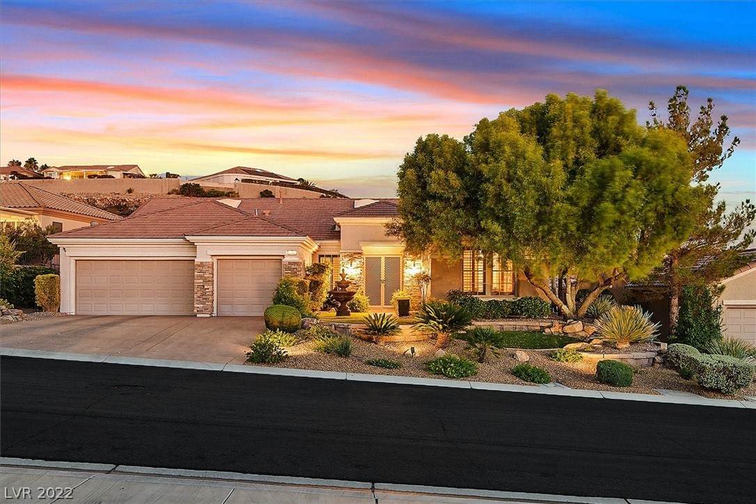 2332 Schaeffer Hills Drive - Photo 1