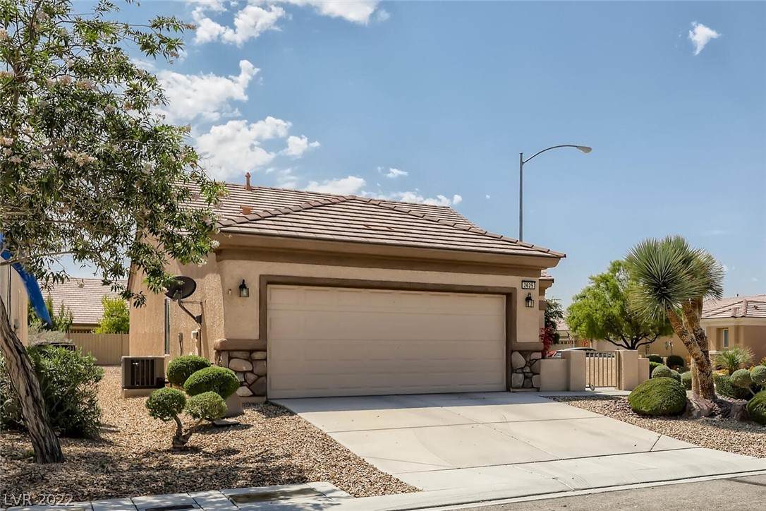 2625 Desert Sparrow Avenue - Photo 1