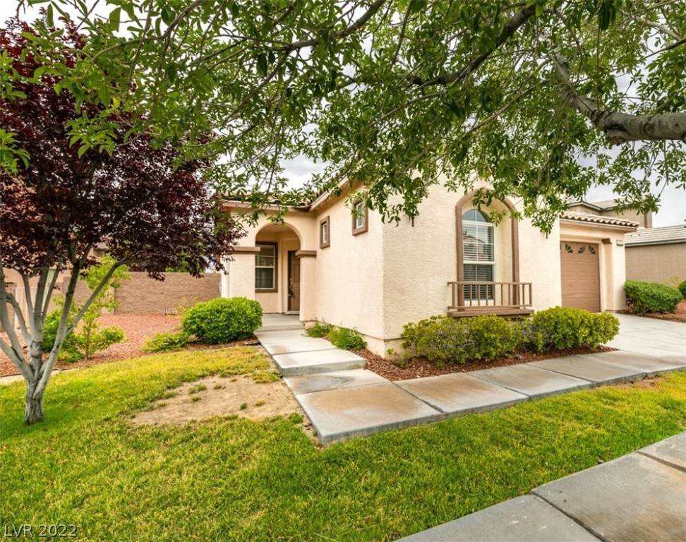 1560 Boundary Peak Way - Photo 1