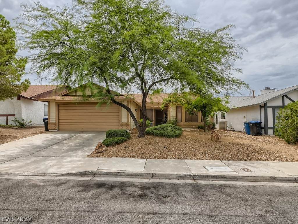 149 Emden Drive - Photo 1
