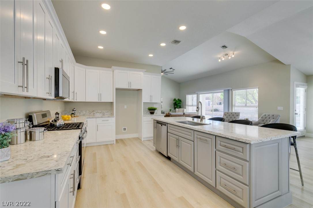 9001 Pennystone Avenue - Photo 1