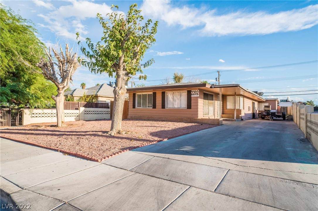 2200 Marlin Avenue - Photo 1