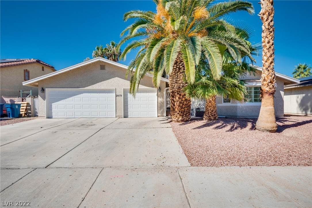 3979 Waterford Lane - Photo 1