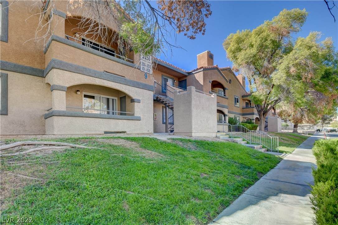 5251 Mission Carmel Lane - Photo 1