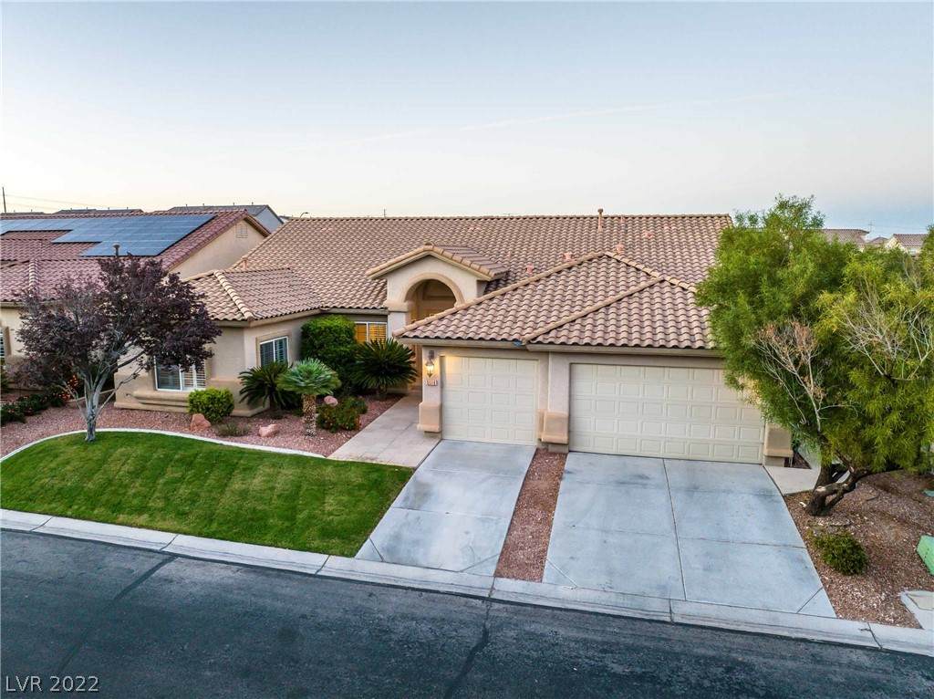 5686 San Florentine Avenue - Photo 1