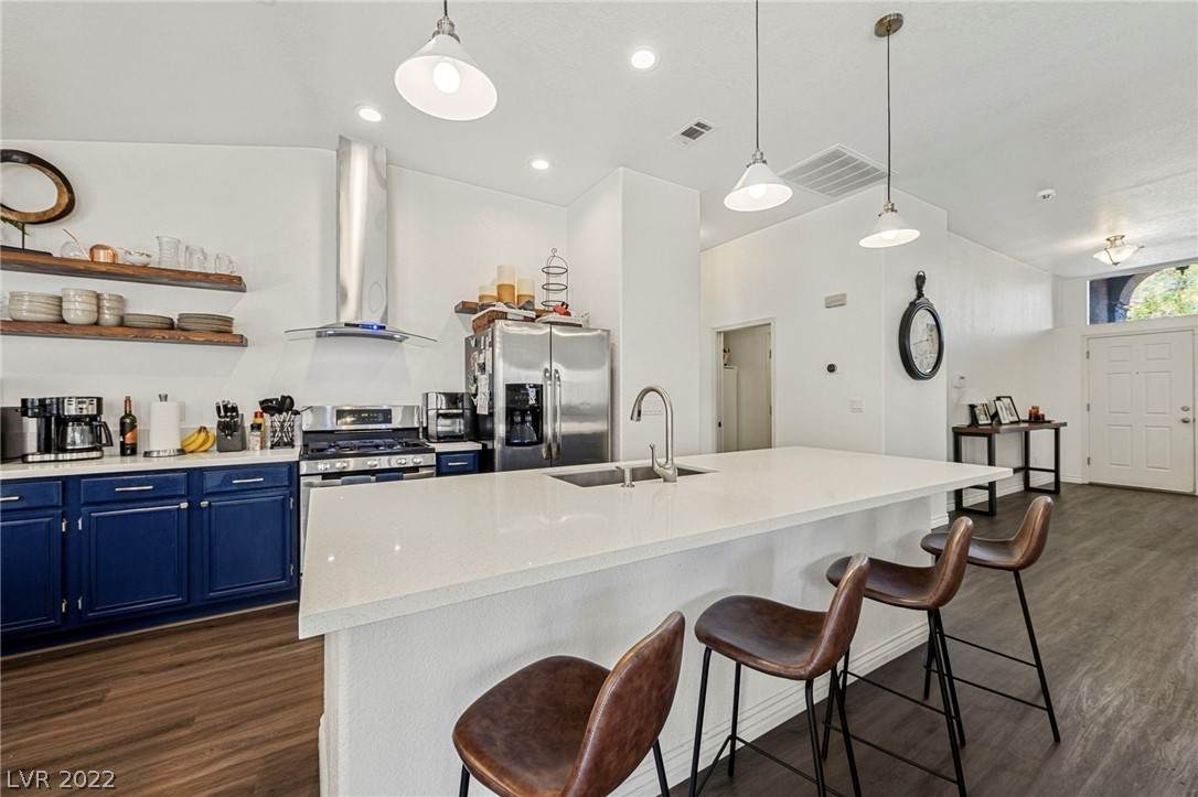 8709 Wintry Garden Avenue - Photo 1