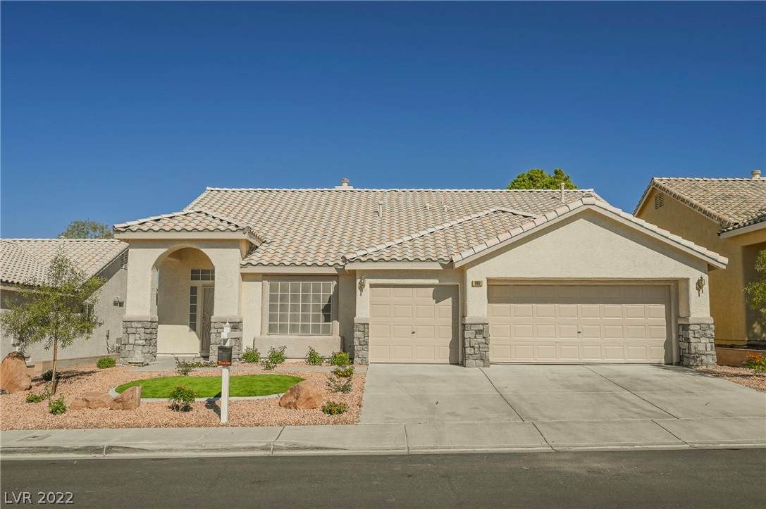 680 Pansy Place - Photo 1