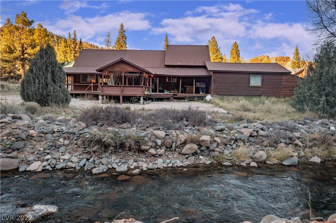 1090 Ponderosa Road - Photo 1