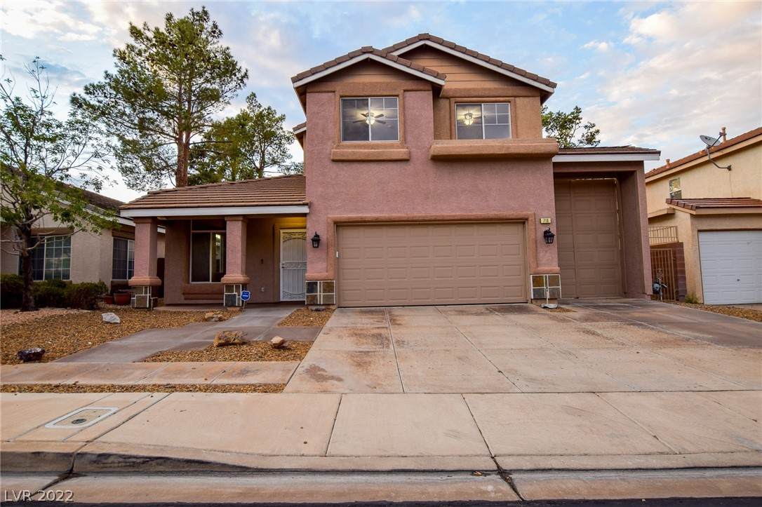 716 Smokey Mountain Avenue - Photo 1