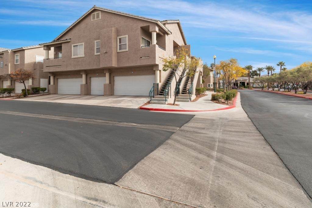2052 Turquoise Ridge Street - Photo 1