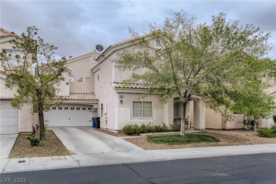 1535 Broken Bell Lane - Photo 1