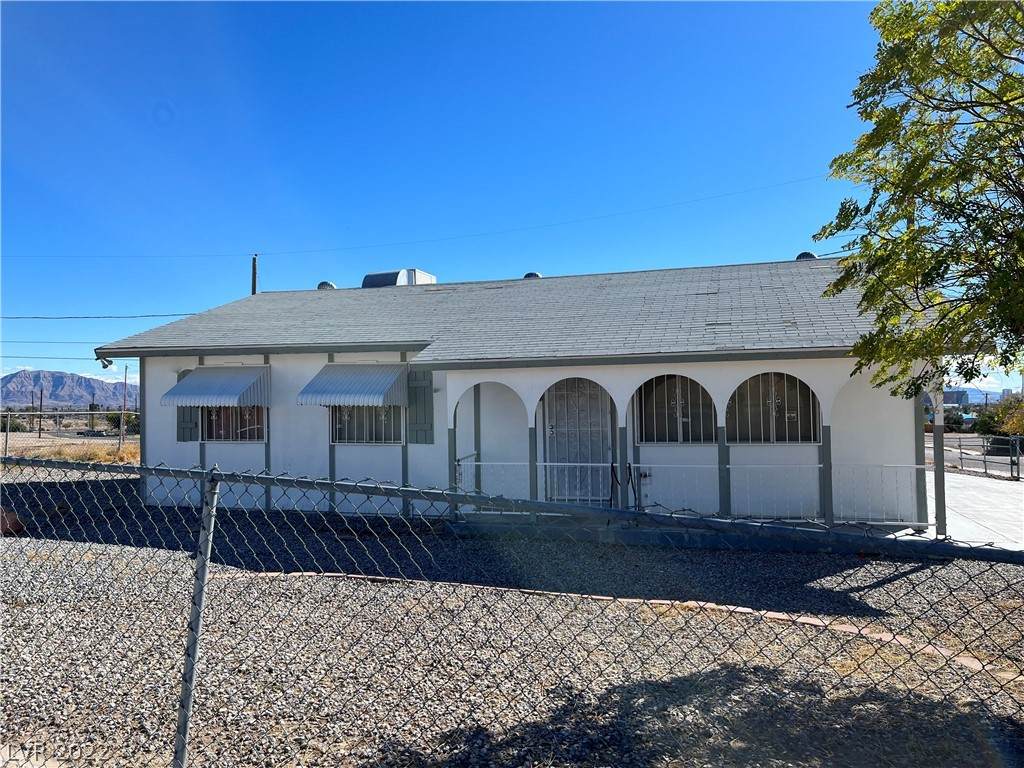 2716 Saber Drive - Photo 1