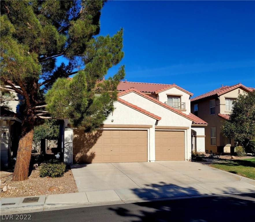 3008 Scenic Valley Way - Photo 1