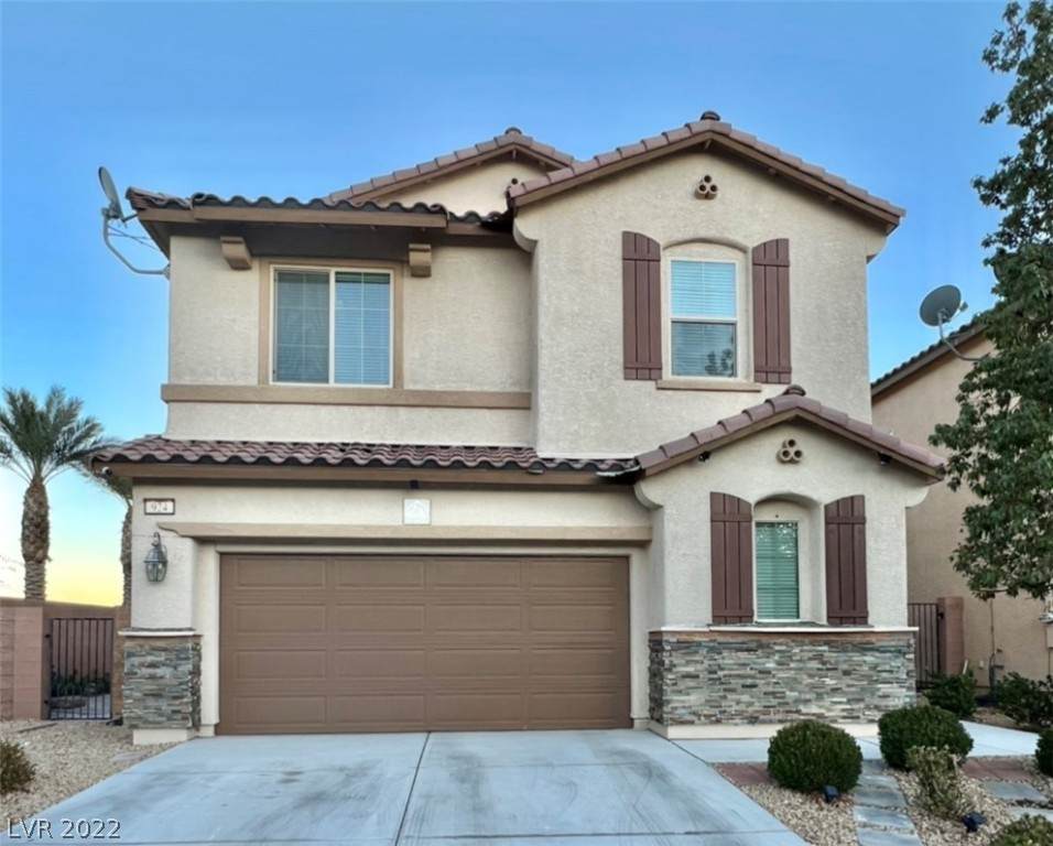 924 Safe Sapphire Way - Photo 1