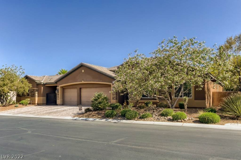 3893 Sangre De Cristo Avenue - Photo 1
