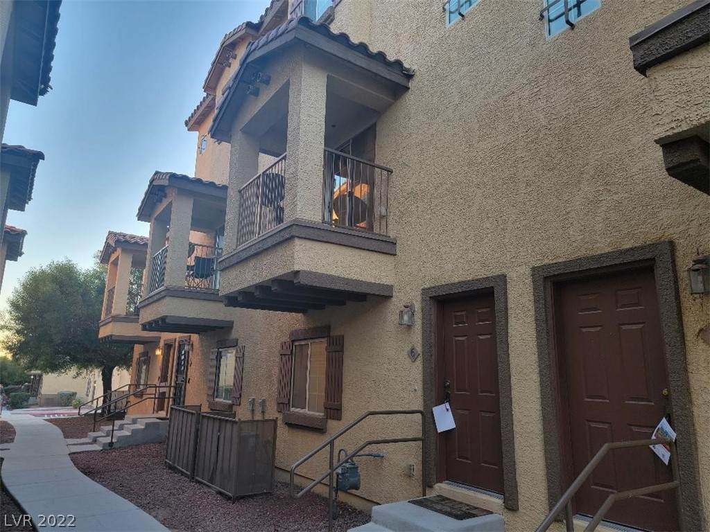 5930 Barbosa Drive - Photo 1