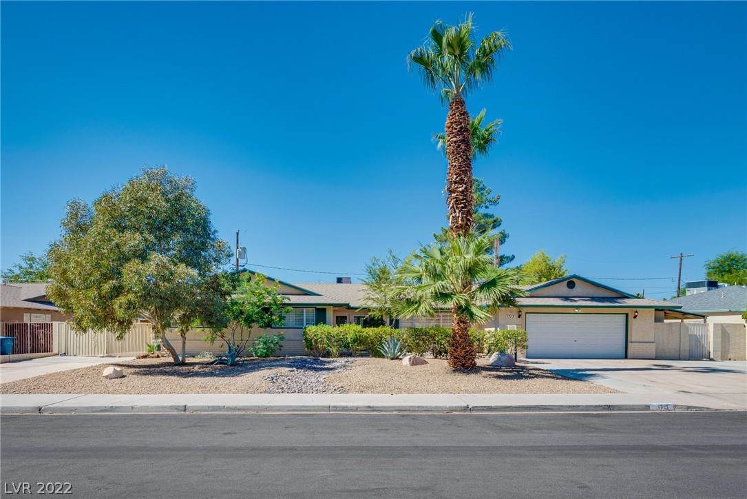 1713 Stonehaven Drive - Photo 1