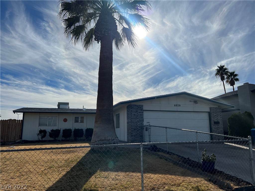6929 Kim Avenue - Photo 1