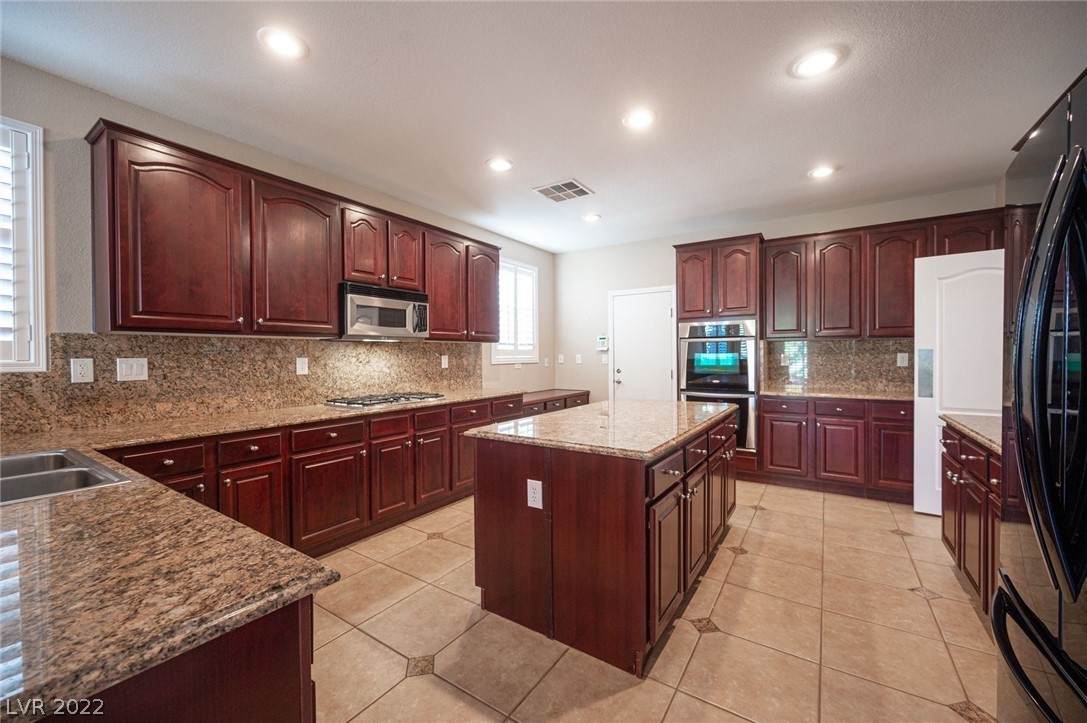 758 Canary Wharf Drive - Photo 1