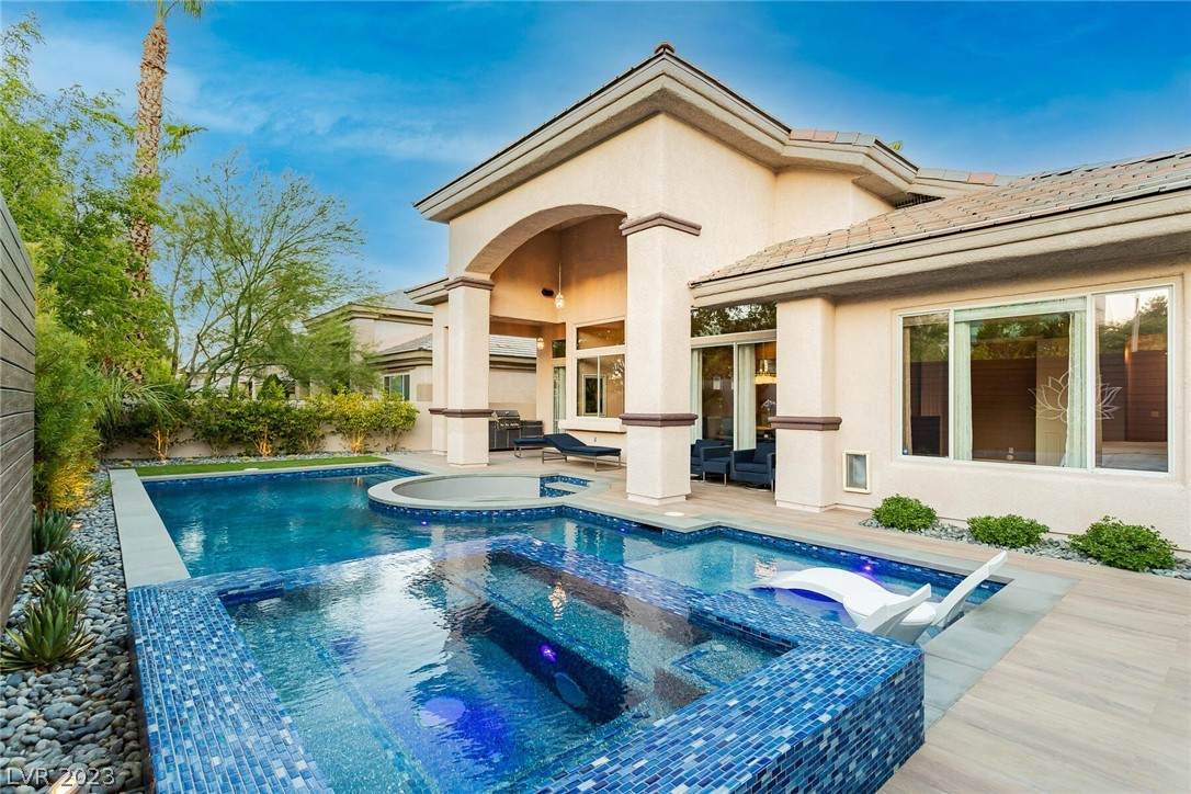529 Summer Mesa Drive - Photo 1