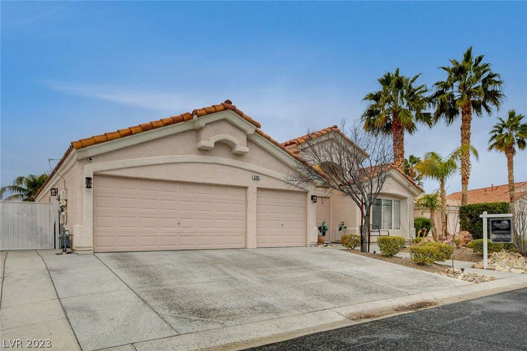 5305 Blue Cove Court - Photo 1