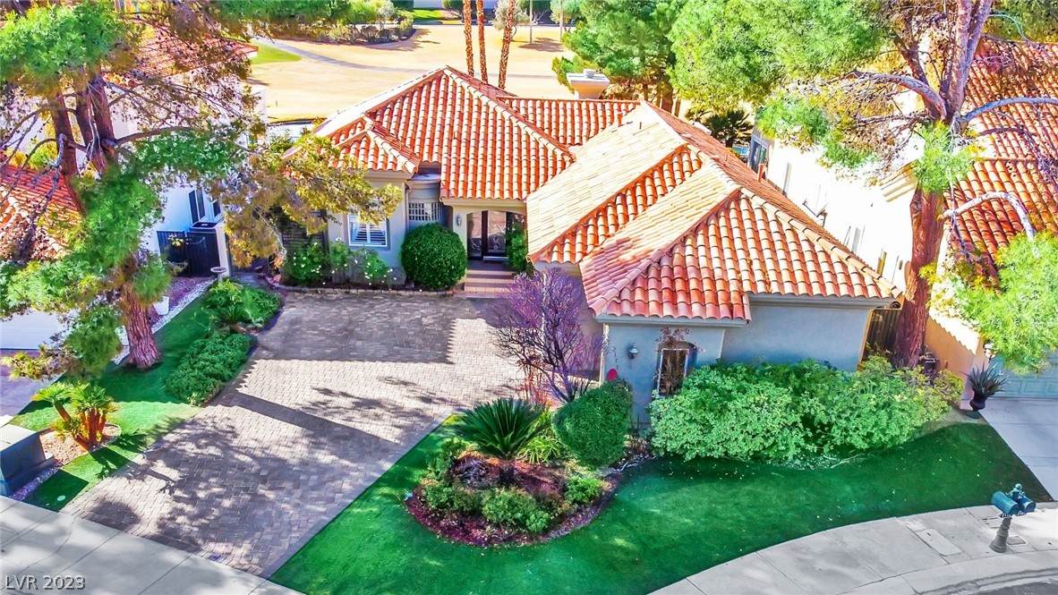 2113 Lookout Point Circle - Photo 1