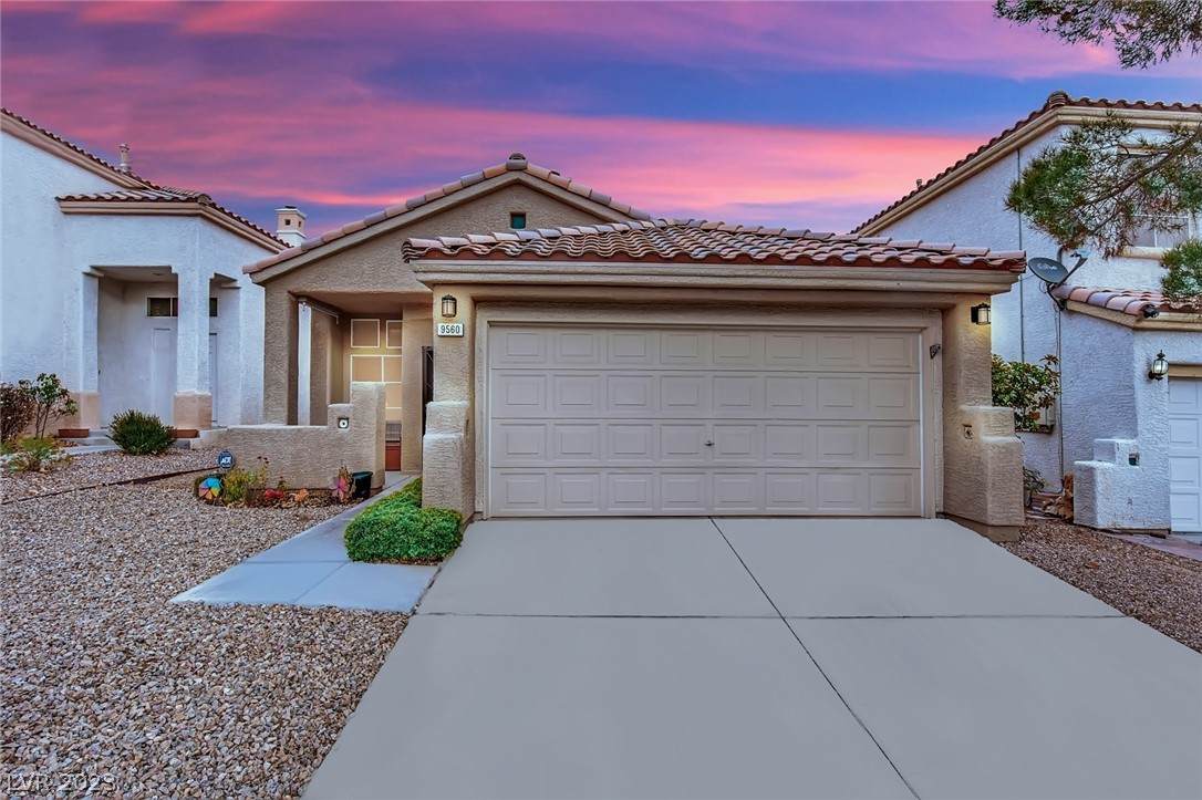 9560 Aspen Glow Drive - Photo 1