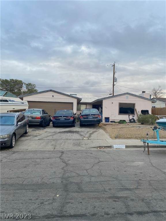 1213 Toledo Street - Photo 1