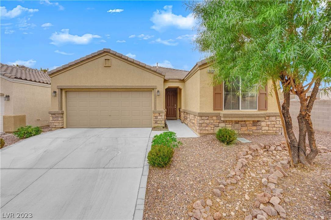 10494 Glenna Lodge Street - Photo 1