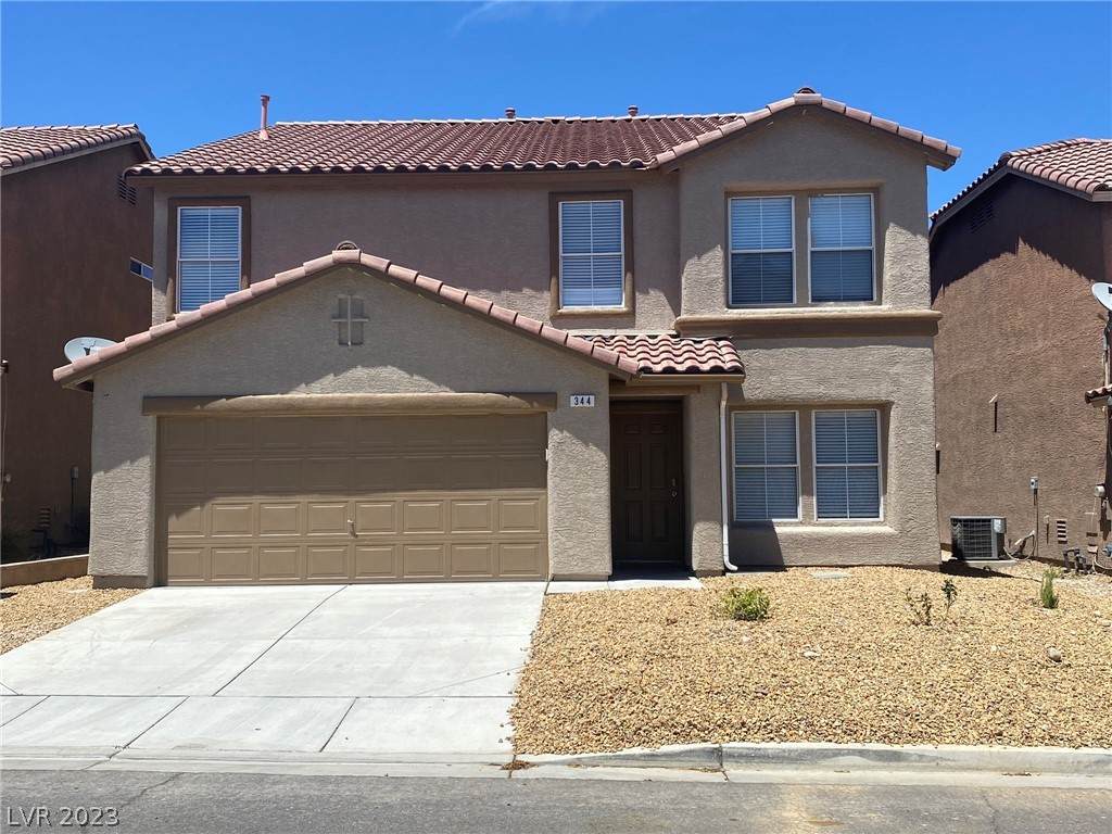 344 Bella Calabria Avenue - Photo 1